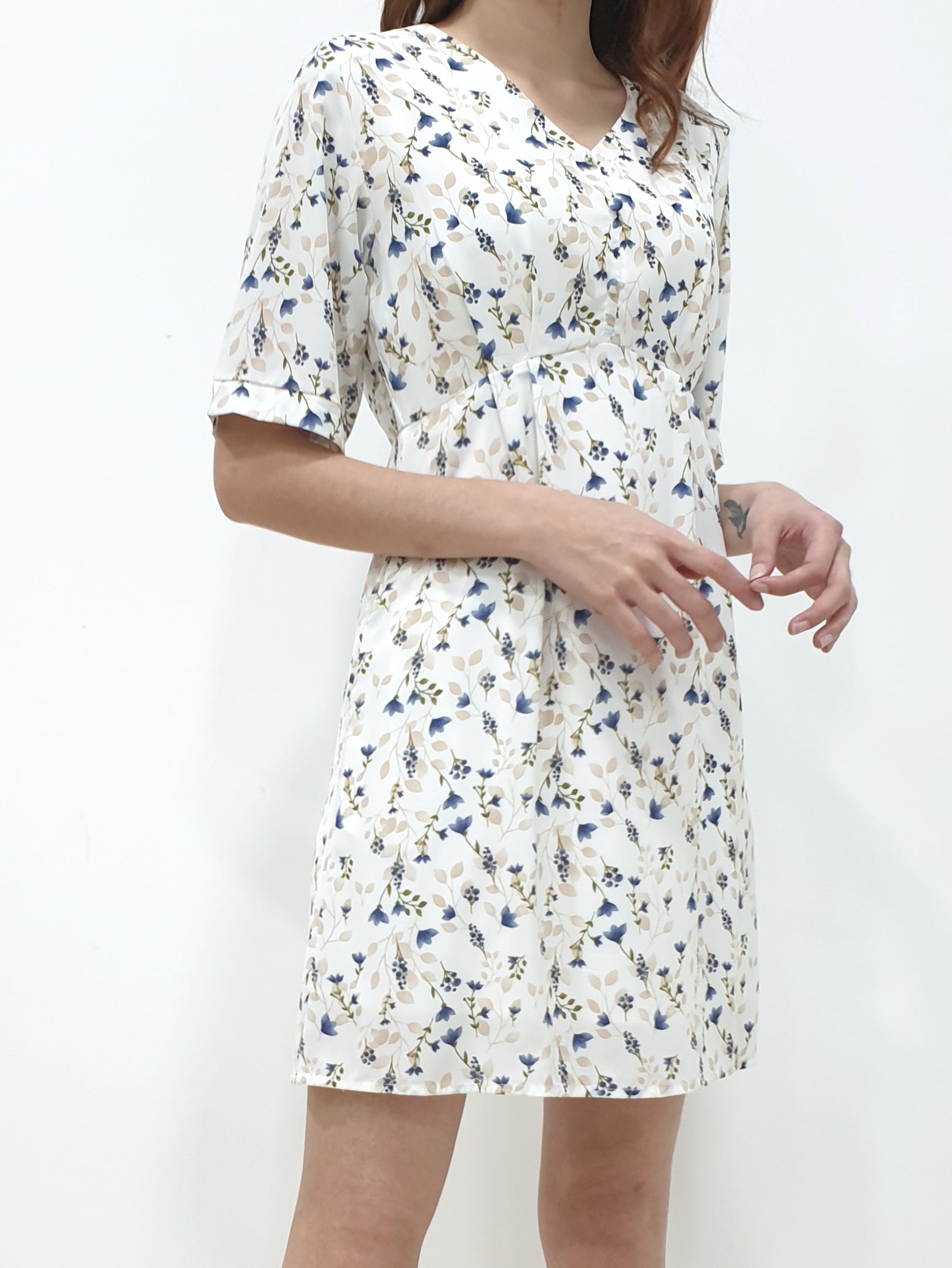 Tulip Print Dress - White (Non-returnable) - Ferlicious