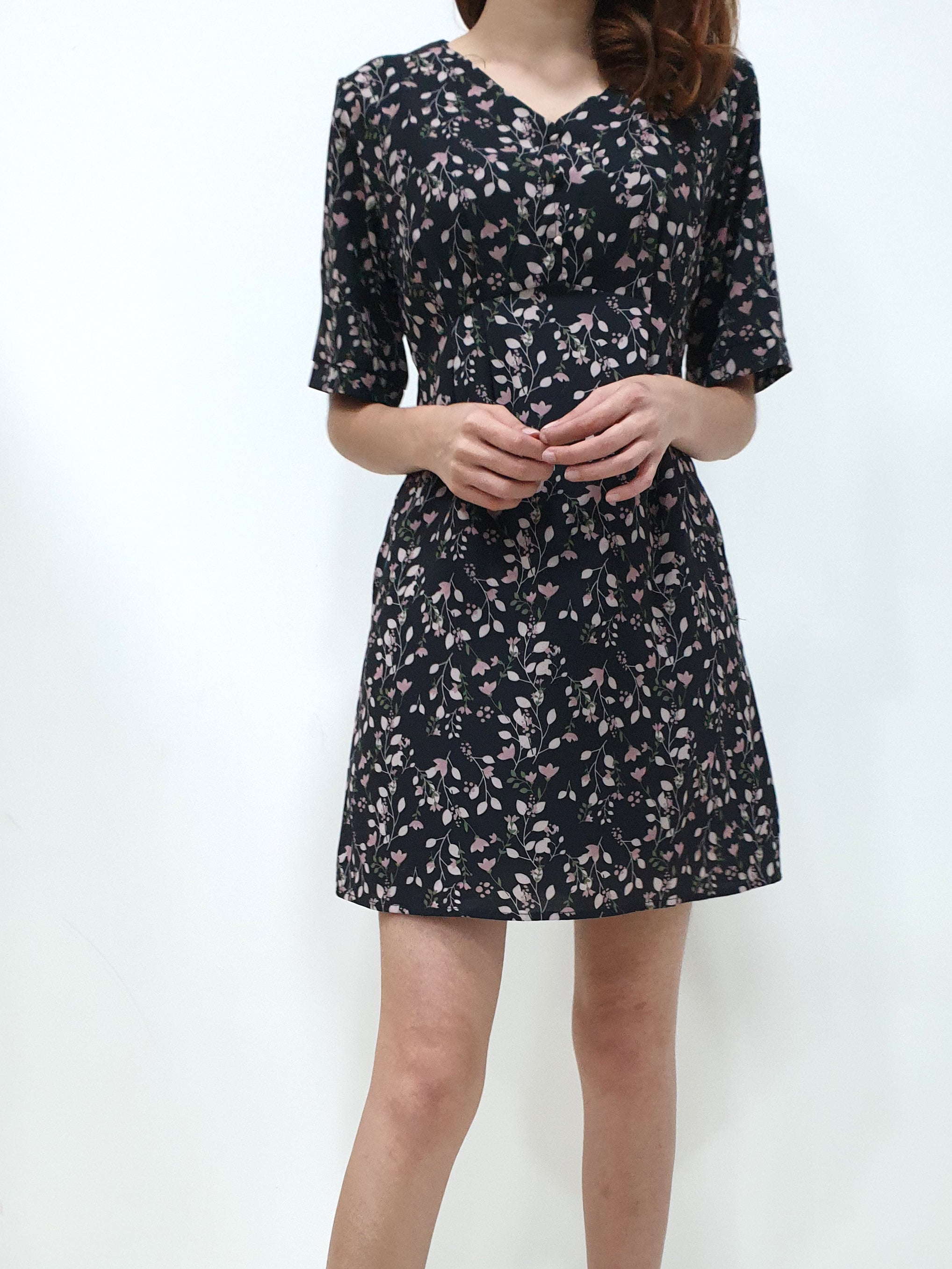 Tulip Print Dress - Black (Non-returnable) - Ferlicious