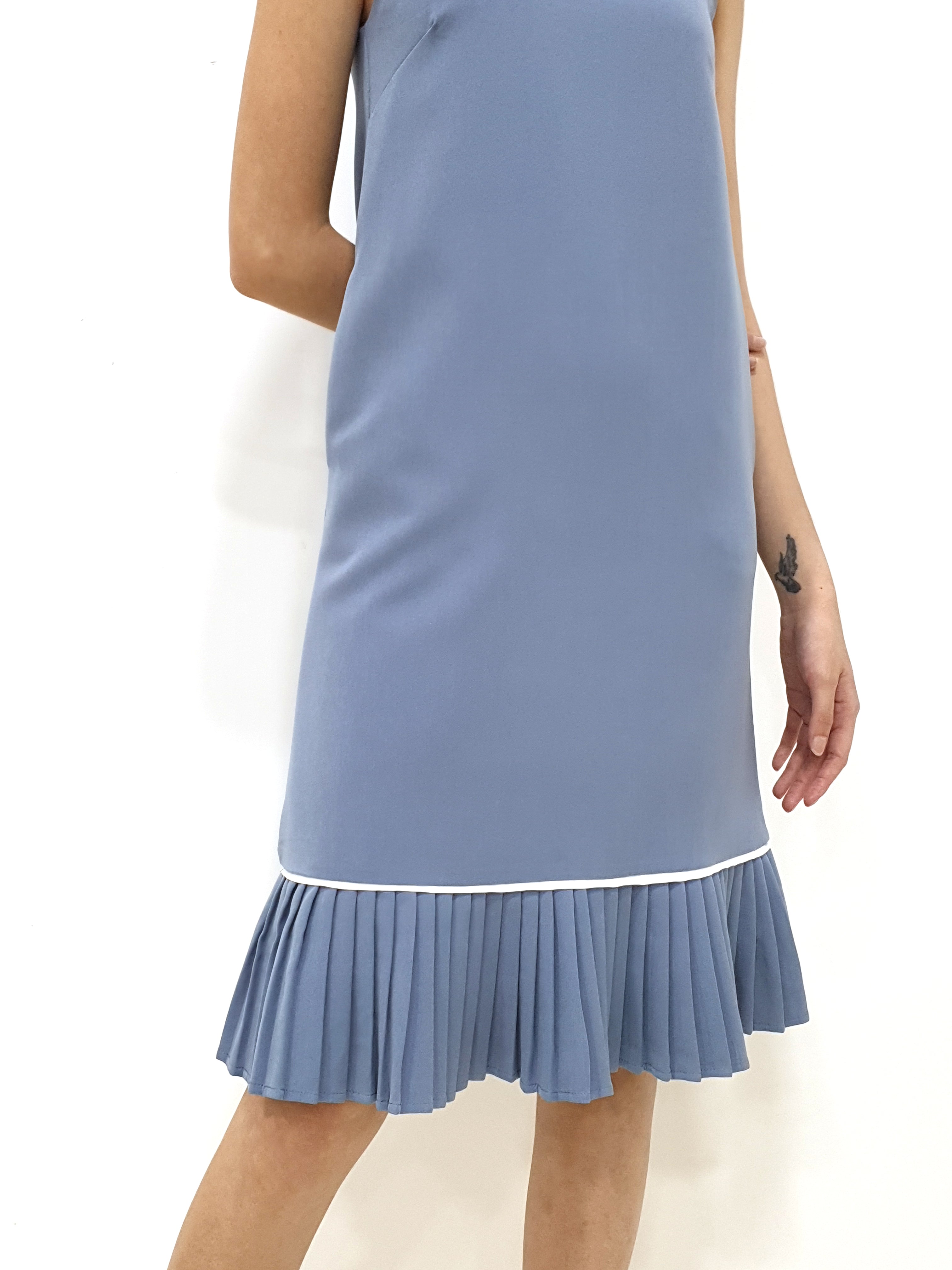 White Trim Pleated Midi - Blue (Non-returnable) - Ferlicious