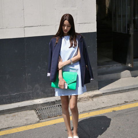 Casual Friday Denim Dress - Ferlicious